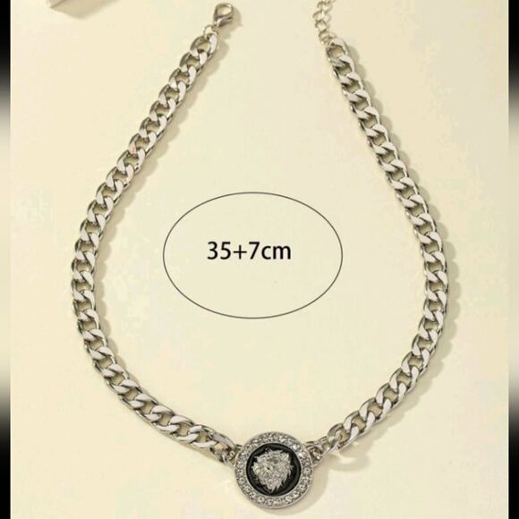 Silver Black Lion Head Chain Link Necklace - Picture 4 of 4